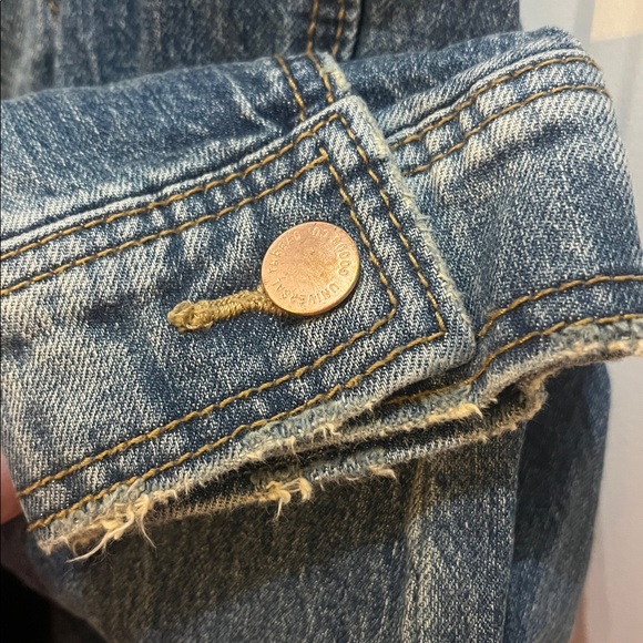 Universal Thread Distressed Blue Jean Jacket - Picture 5 of 7